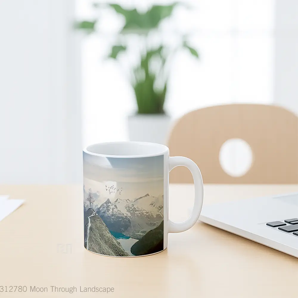 Mug Moon Through Landscape Gelas Pemandangan Alam - All-side / Desain
