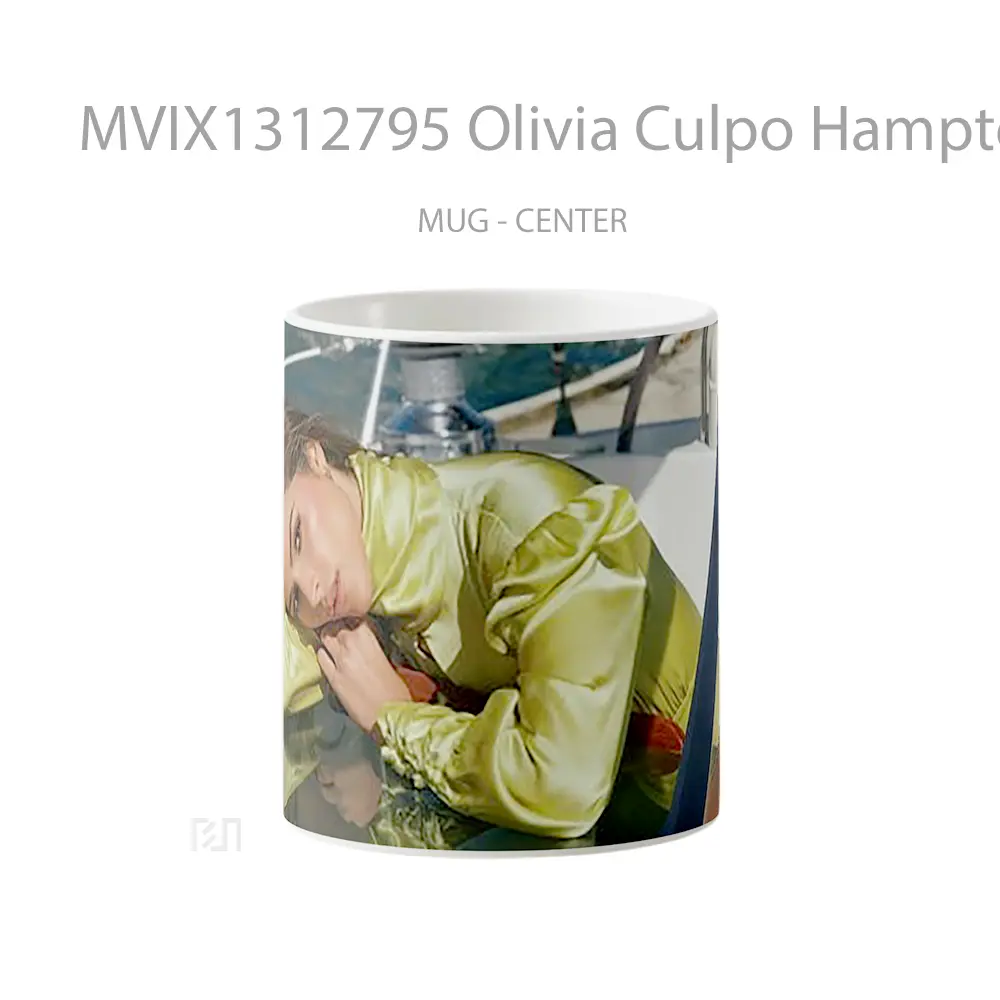 Mug Olivia Culpo Hamptons Magazine Gelas Selebriti