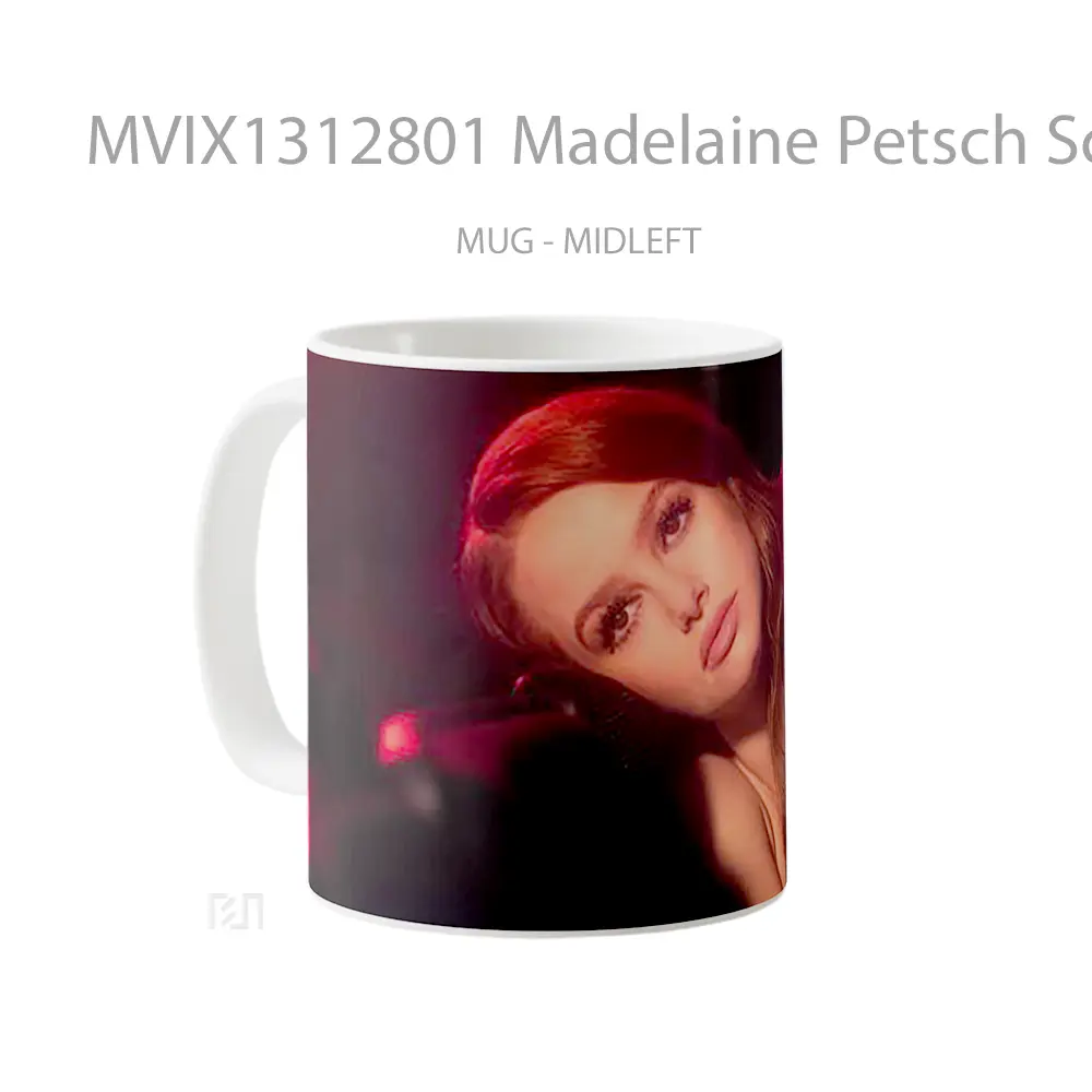 Mug Madelaine Petsch Schon Magazine Gelas Keramik Unik - All-side / Desain
