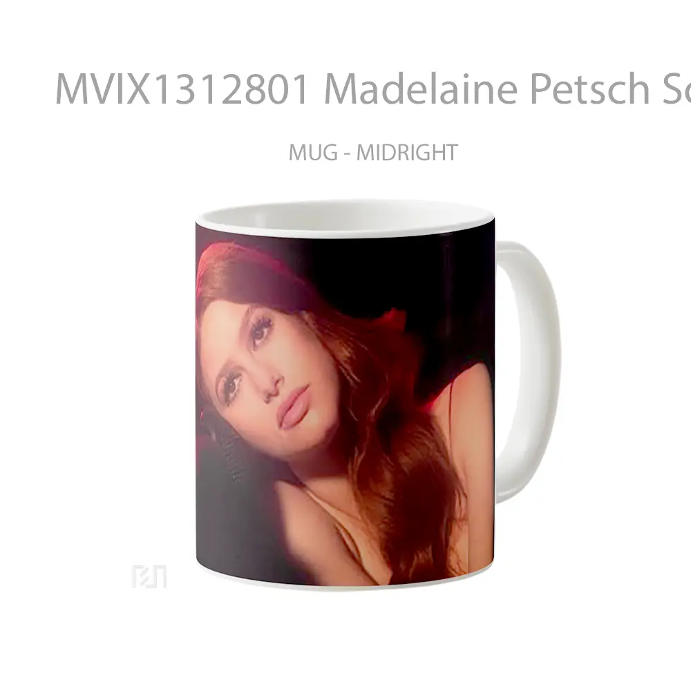 Mug Madelaine Petsch Schon Magazine Gelas Keramik Unik - All-side / Desain
