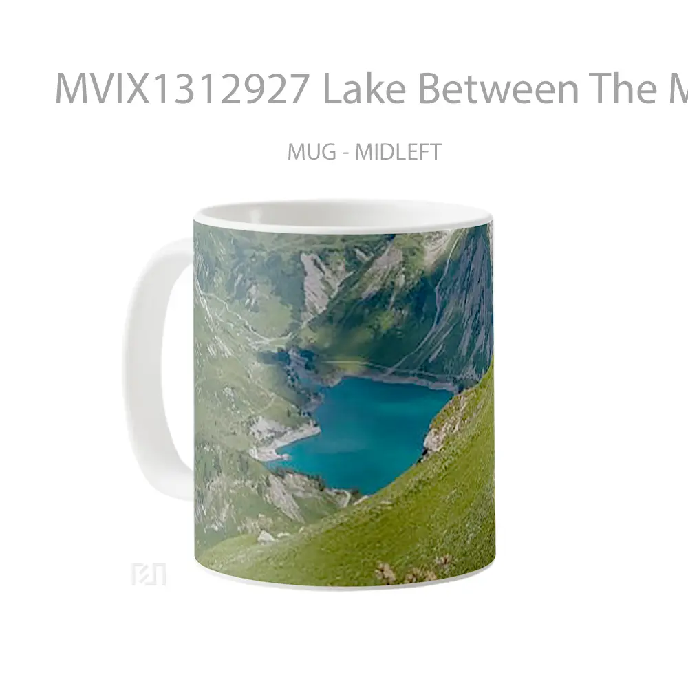 Mug Lake Between The Mountains Gelas Pemandangan Alam - All-side / Desain