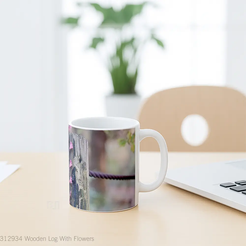 Mug Wooden Log With Flowers Gelas Pemandangan Alam - All-side / Desain