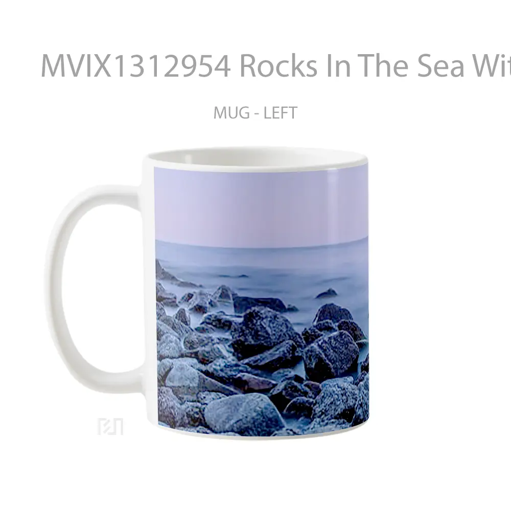 Mug Rocks In The Sea With Fog Gelas Pemandangan Alam - All-side / Desain