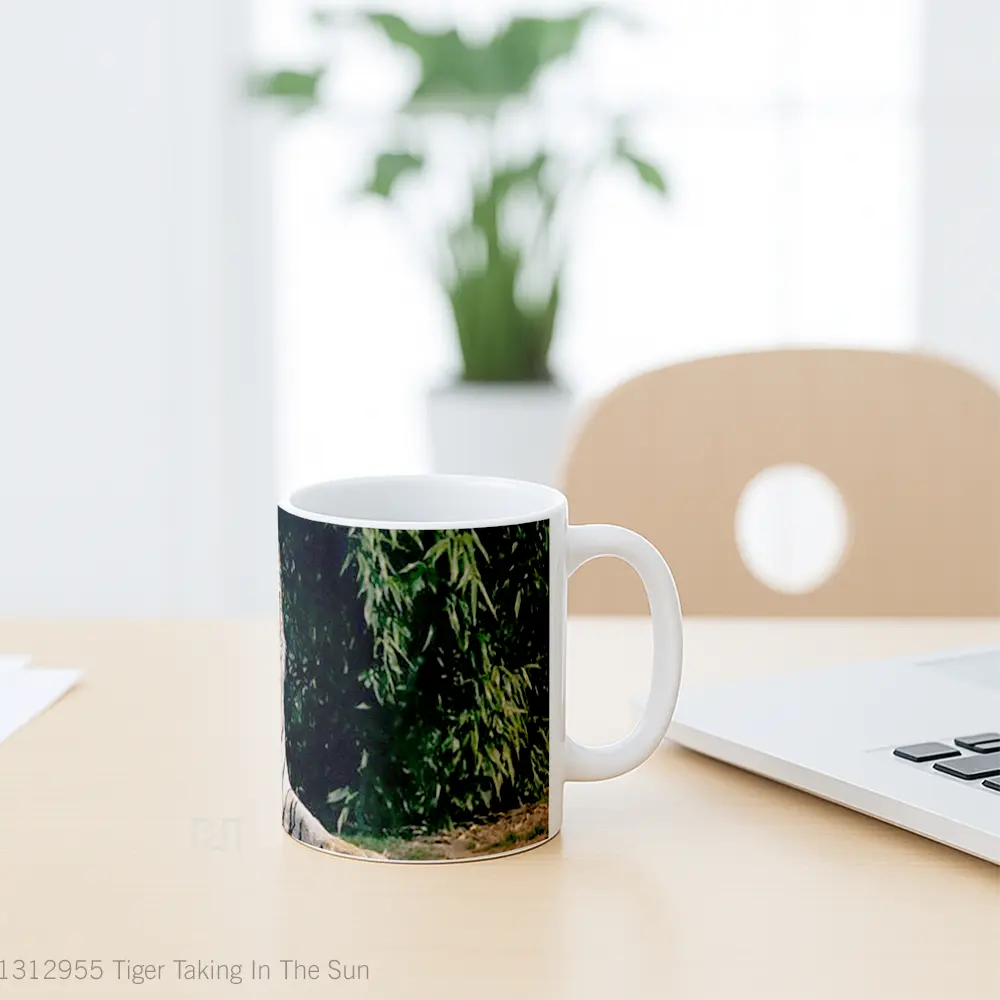Mug Tiger Taking In The Sun Gelas Hewan Lucu - All-side / Desain