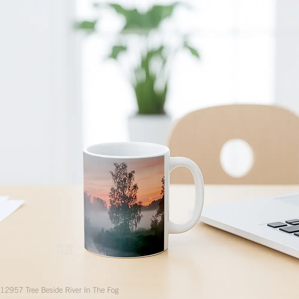 Mug Tree Beside River In The Fog Gelas Pemandangan Alam - All-side / Desain