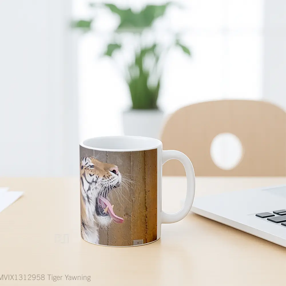 Mug Tiger Yawning Gelas Hewan Lucu - All-side / Desain