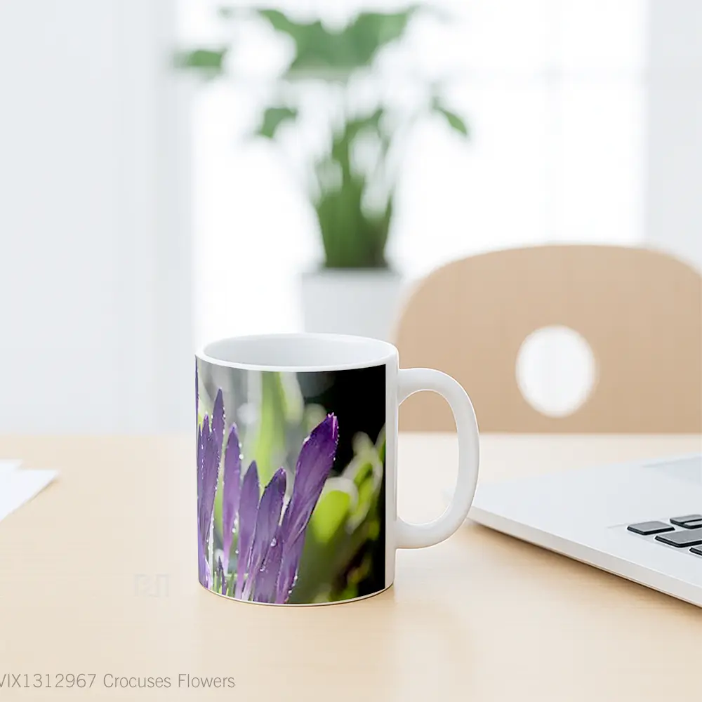 Mug Crocuses Flowers Gelas Pemandangan Alam - All-side / Desain