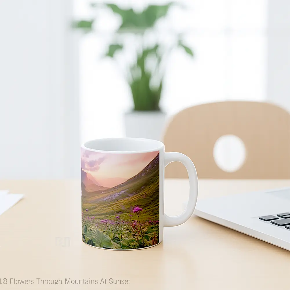 Mug Flowers Through Mountains At Sunset Gelas Pemandangan Alam - All-side / Desain
