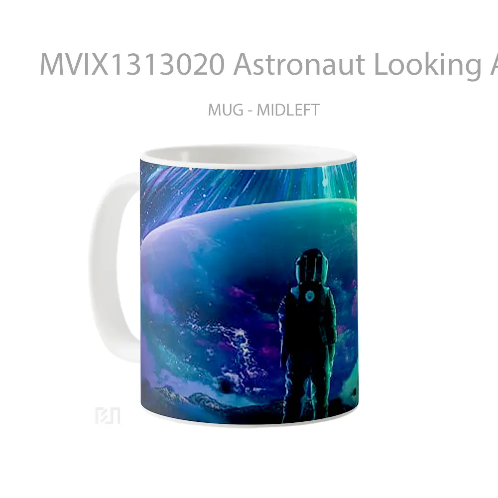 Mug Astronaut Looking At The Sky Gelas Pemandangan Alam - All-side / Desain