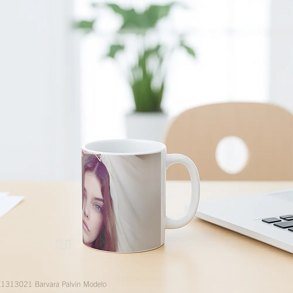Mug Barvara Palvin Modelo Gelas Keramik Unik - All-side / Desain