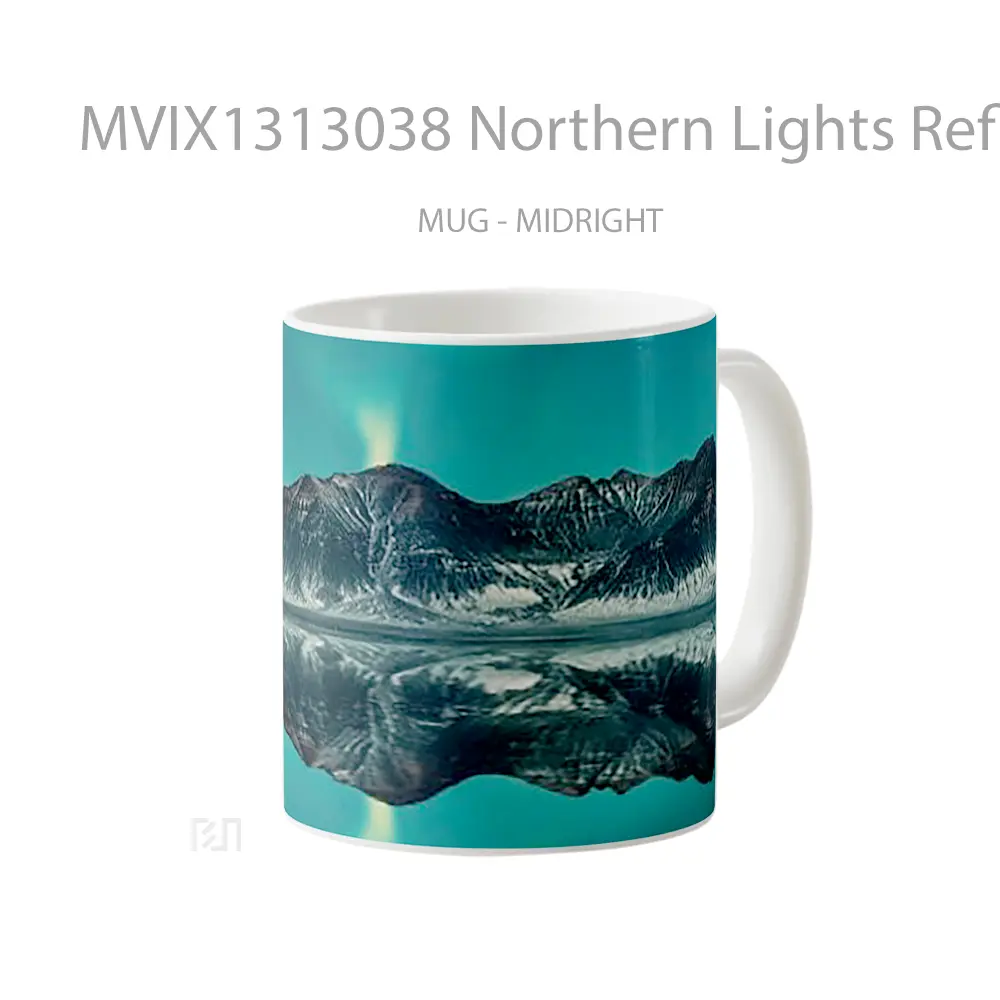 Mug Northern Lights Reflected With Mountains In Lake Gelas Pemandangan Alam - All-side / Desain