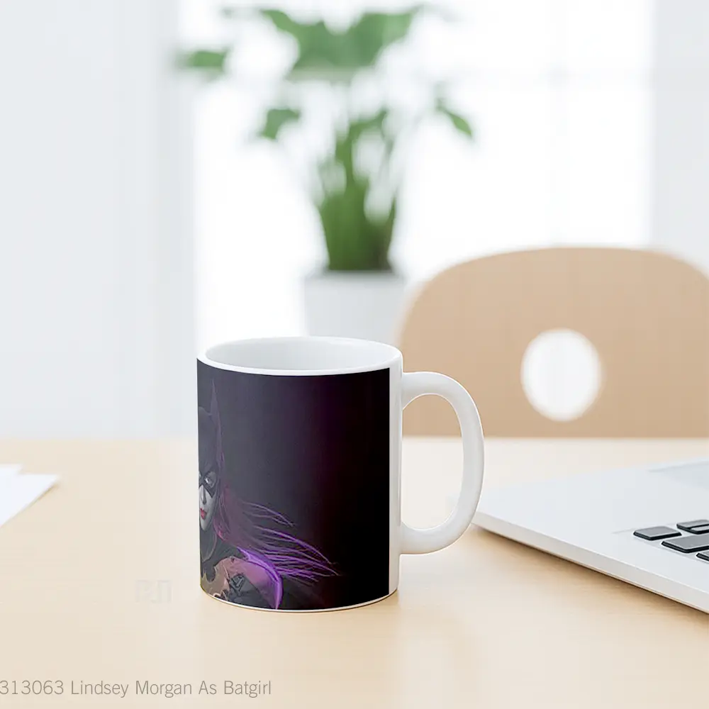 Mug Lindsey Morgan As Batgirl Gelas Superhero - All-side / Desain