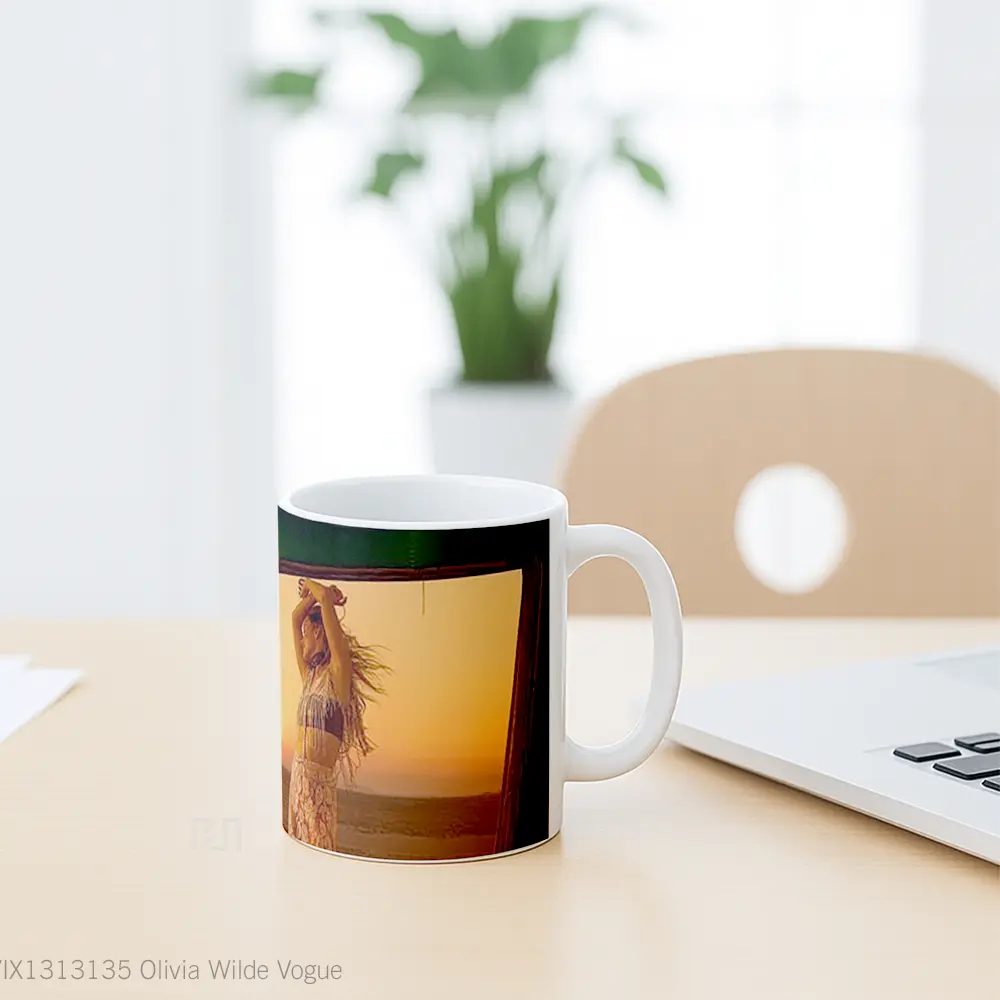 Mug Olivia Wilde Vogue Gelas Selebriti - All-side / Desain