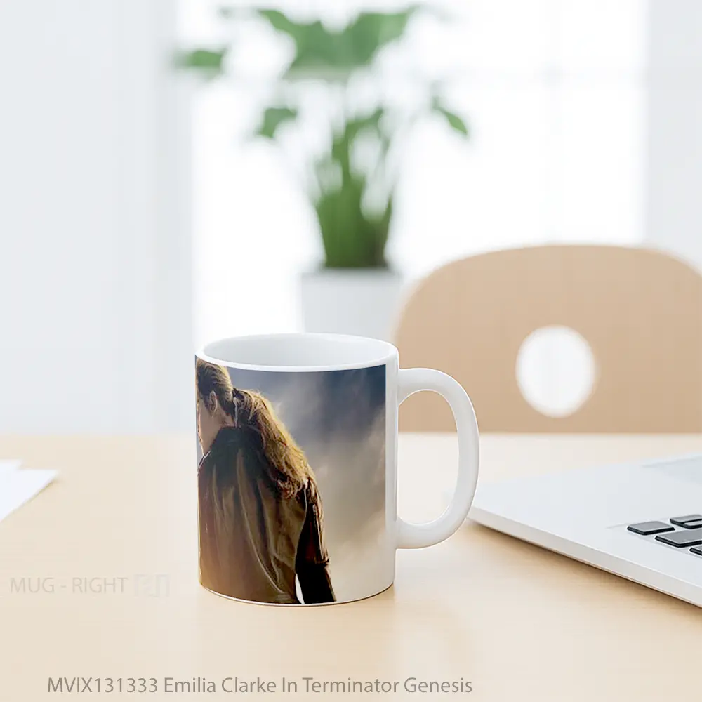 Mug Emilia Clarke In Terminator Genesis Gelas Film - All-side / Desain