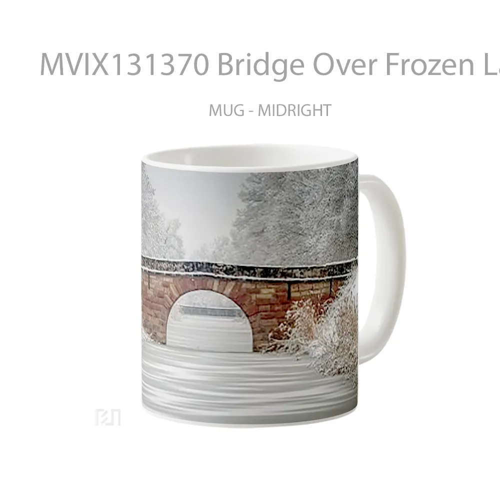 Mug Bridge Over Frozen Lake Gelas Pemandangan Alam - All-side / Desain