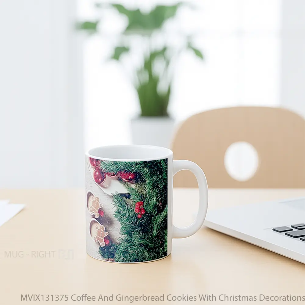 Mug Coffee And Gingerbread Cookies With Christmas Decorations Cangkir Kopi - All-side / Desain