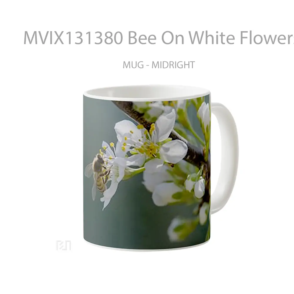 Mug Bee On White Flowers Gelas Hewan Lucu - All-side / Desain