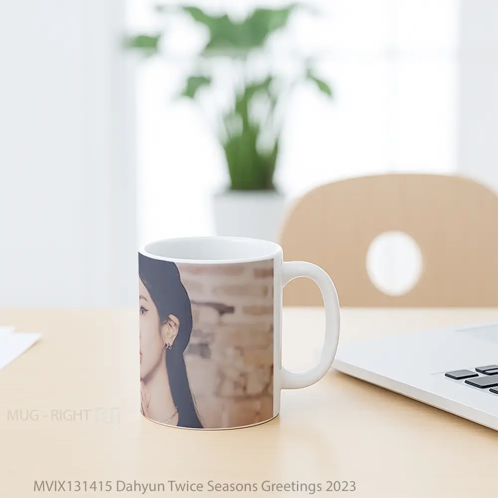 Mug Dahyun Twice Seasons Greetings 2023 Gelas Keramik Unik - All-side / Desain