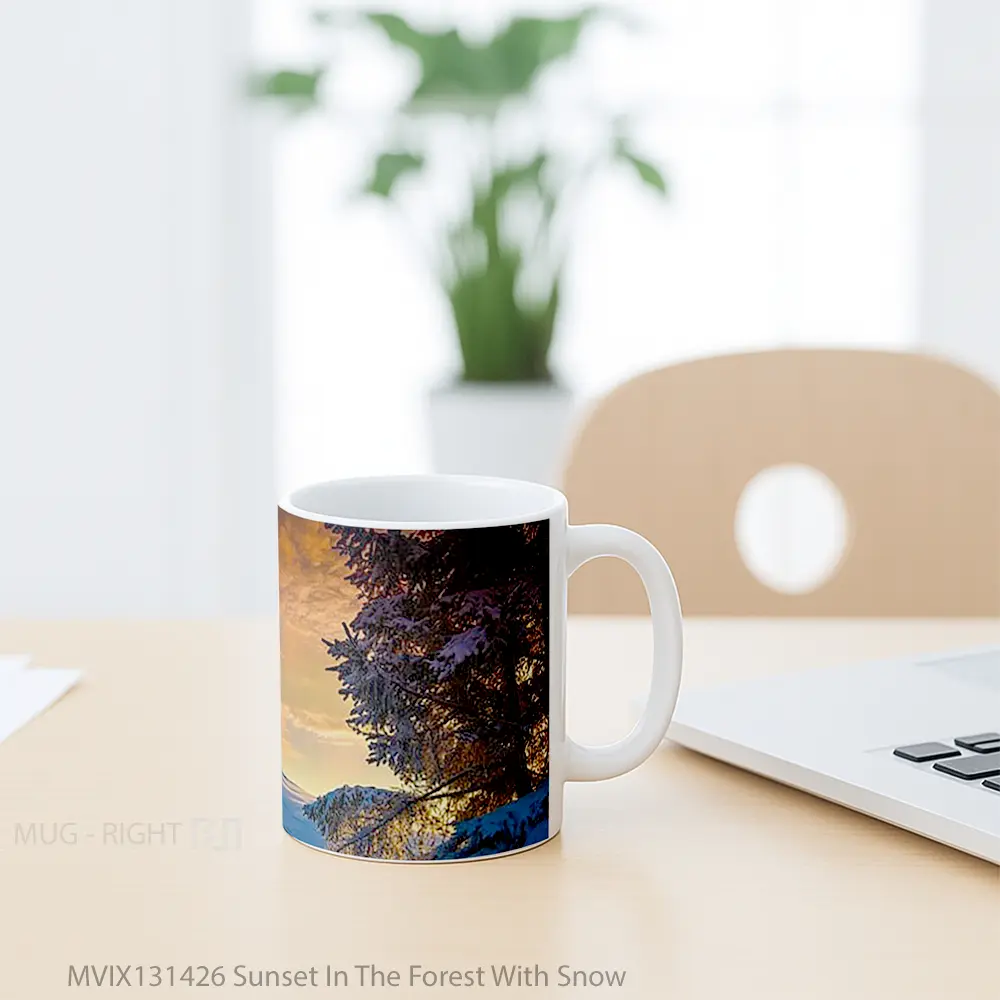 Mug Sunset In The Forest With Snow Gelas Pemandangan Alam - All-side / Desain