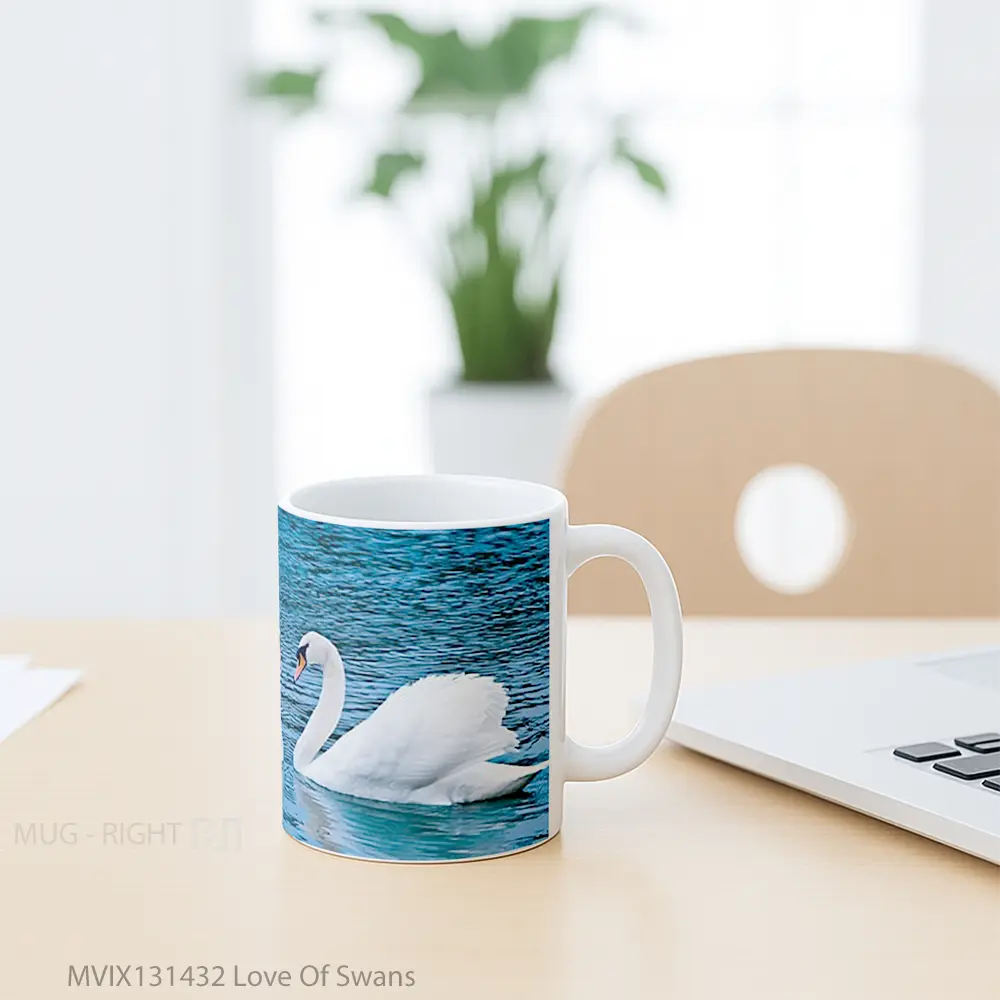 Mug Love Of Swans Gelas Keramik Unik - All-side / Desain