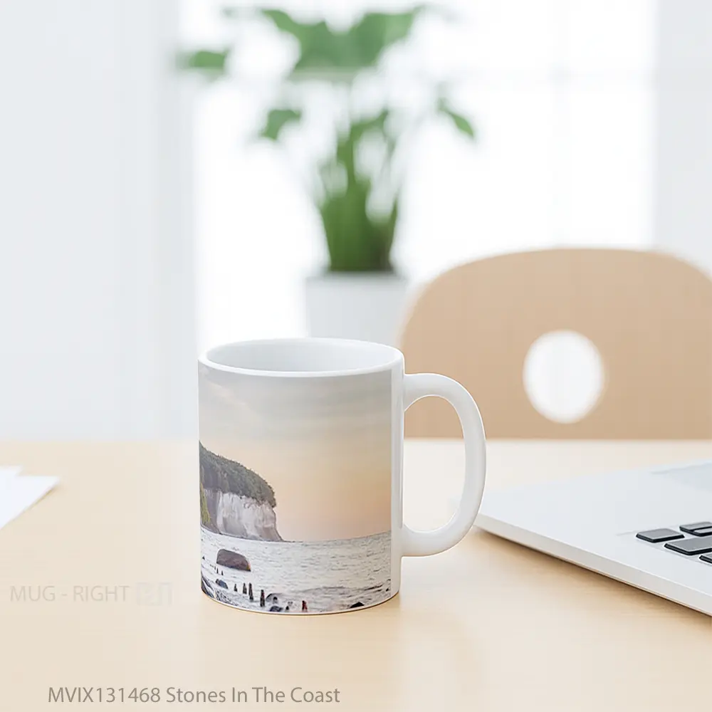 Mug Stones In The Coast Gelas Keramik Unik - All-side / Desain
