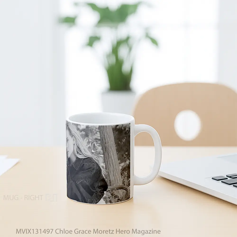 Mug Chloe Grace Moretz Hero Magazine Gelas Keramik Unik - All-side / Desain