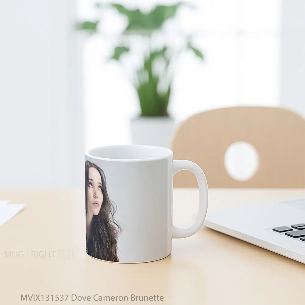 Mug Dove Cameron Brunette Gelas Keramik Unik - All-side / Desain