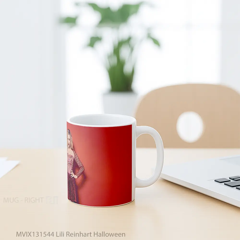 Mug Lili Reinhart Halloween Gelas Keramik Unik - All-side / Desain