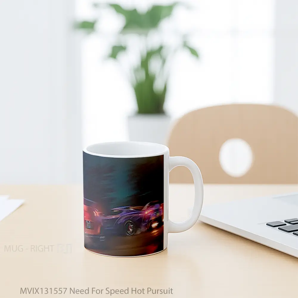 Mug Need For Speed Hot Pursuit Cangkir Gamer - All-side / Desain