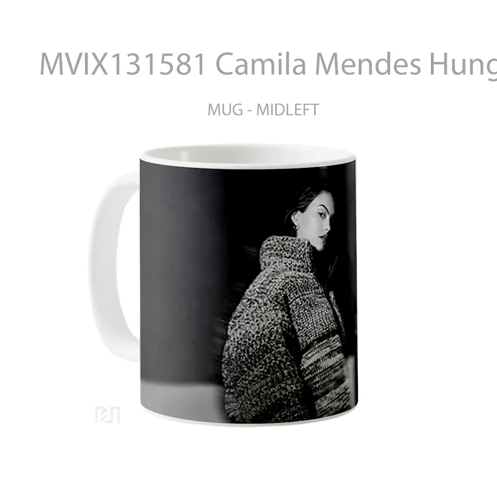 Mug Camila Mendes Hunger Magazine Gelas Selebriti - All-side / Desain