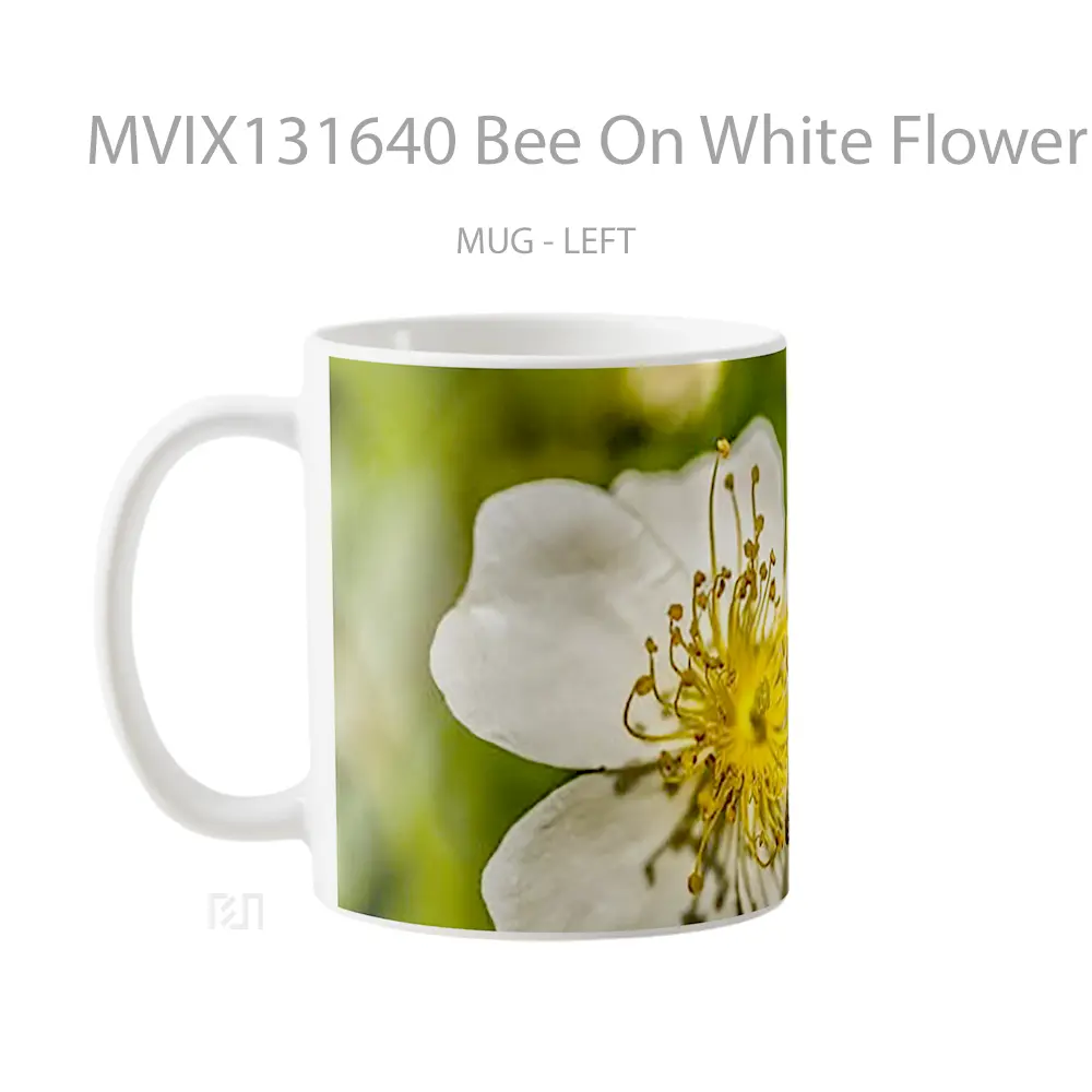 Mug Bee On White Flower Gelas Hewan Lucu - All-side / Desain