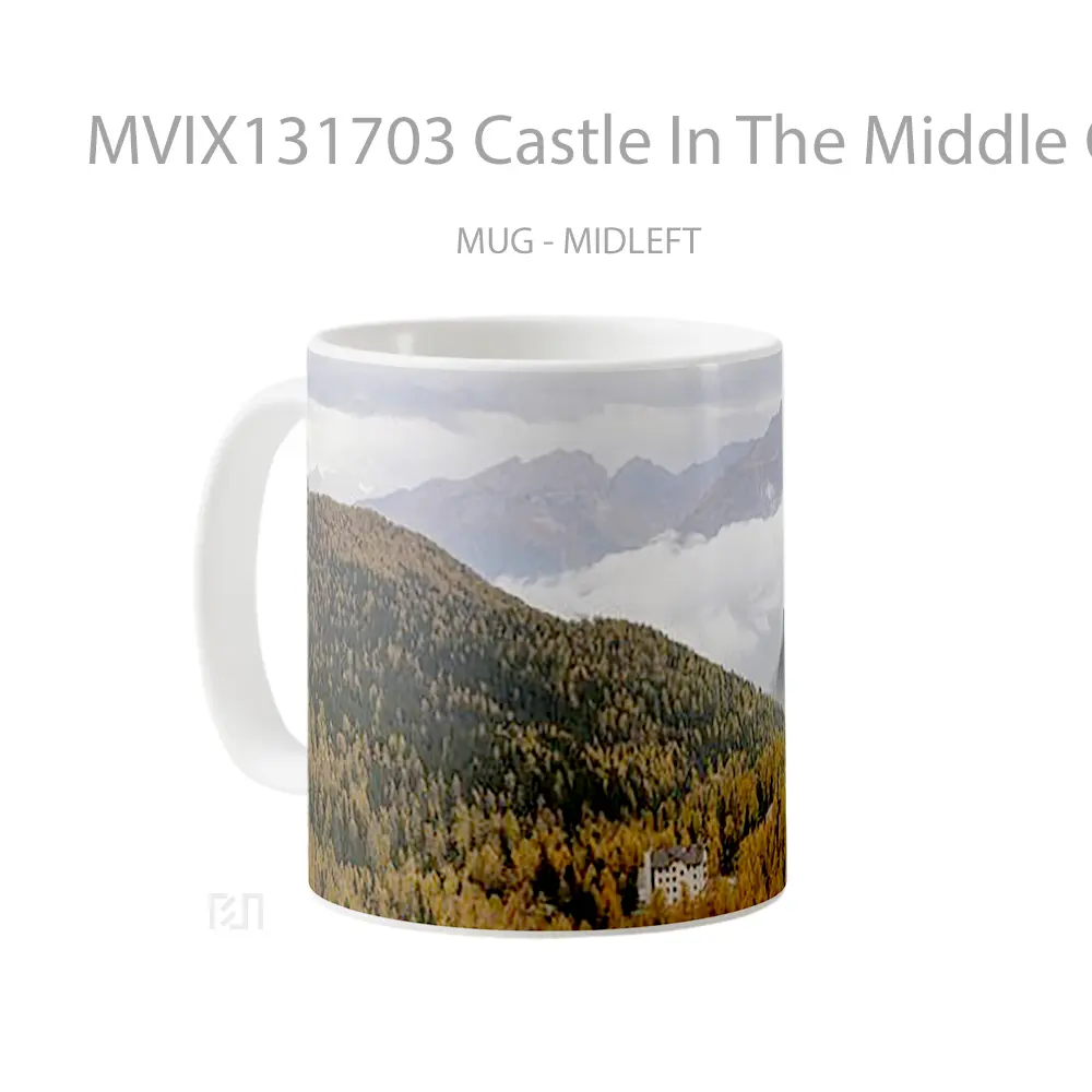 Mug Castle In The Middle Of Mountains And Forest Gelas Pemandangan Alam - All-side / Desain