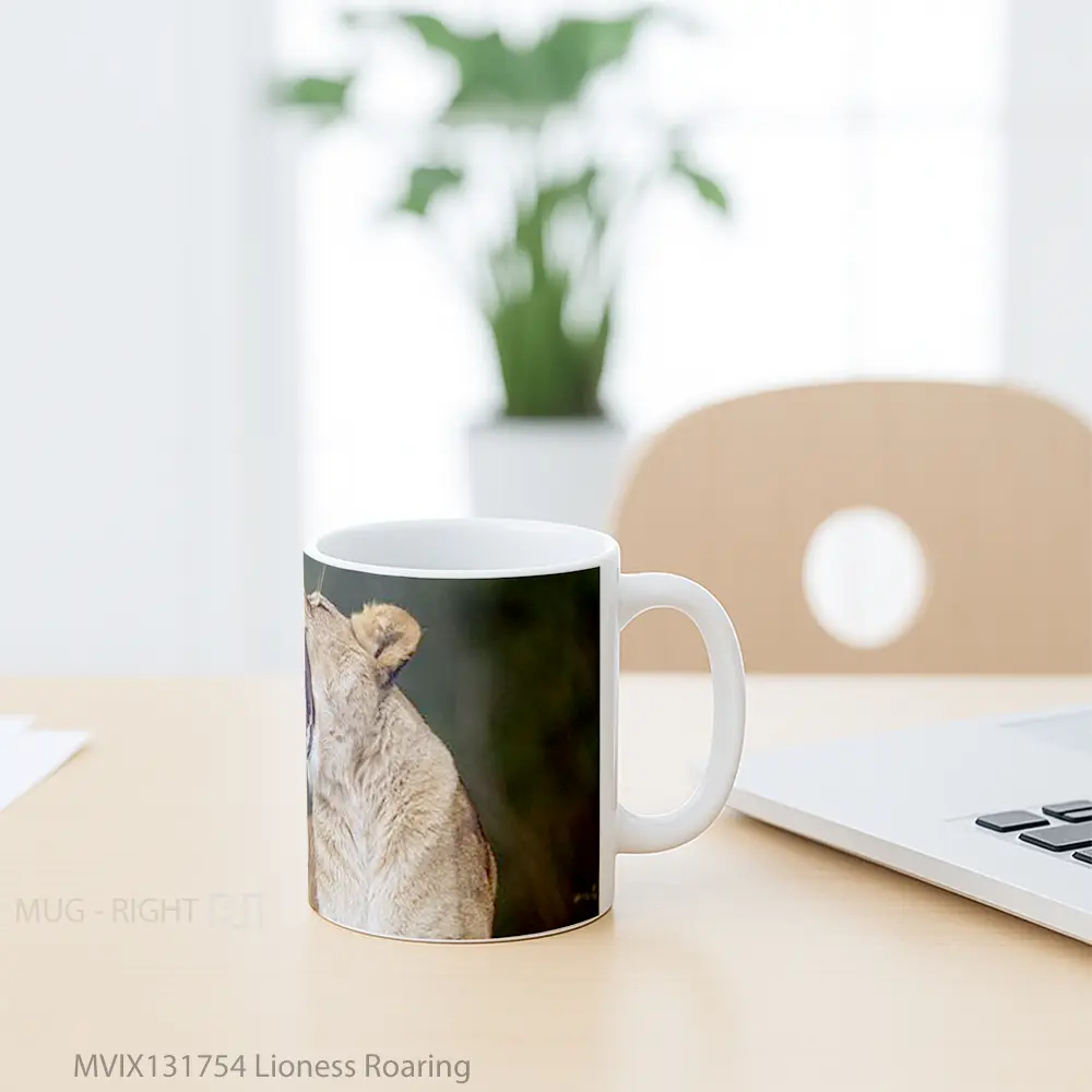 Mug Lioness Roaring Gelas Keramik Unik - All-side / Desain