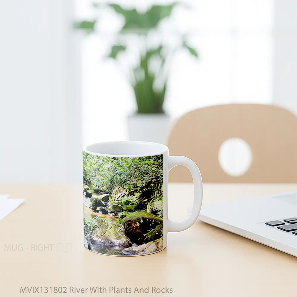 Mug River With Plants And Rocks Gelas Pemandangan Alam - All-side / Desain