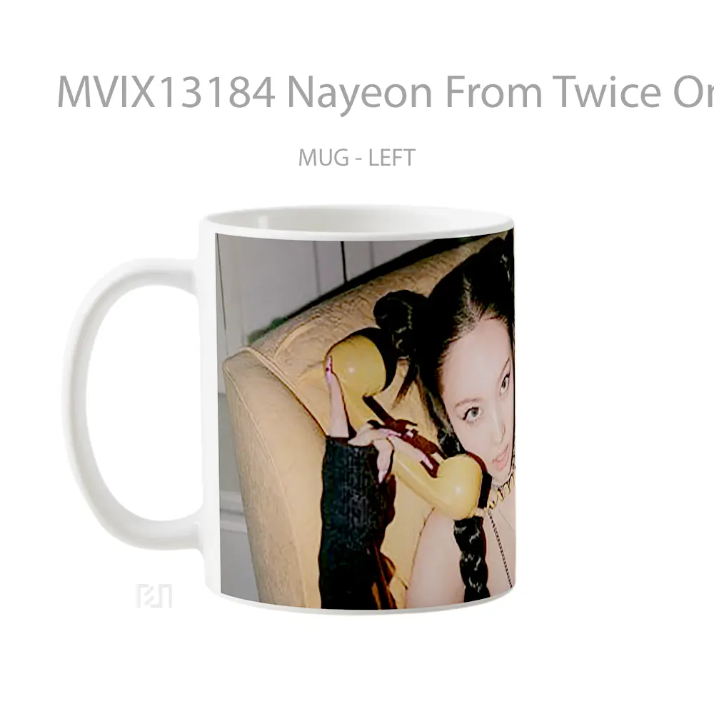 Mug Nayeon From Twice On The Phone Gelas Keramik Unik - All-side / Desain