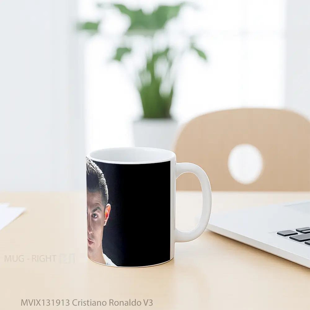 Mug Cristiano Ronaldo V3 Gelas Keramik Unik - All-side / Desain