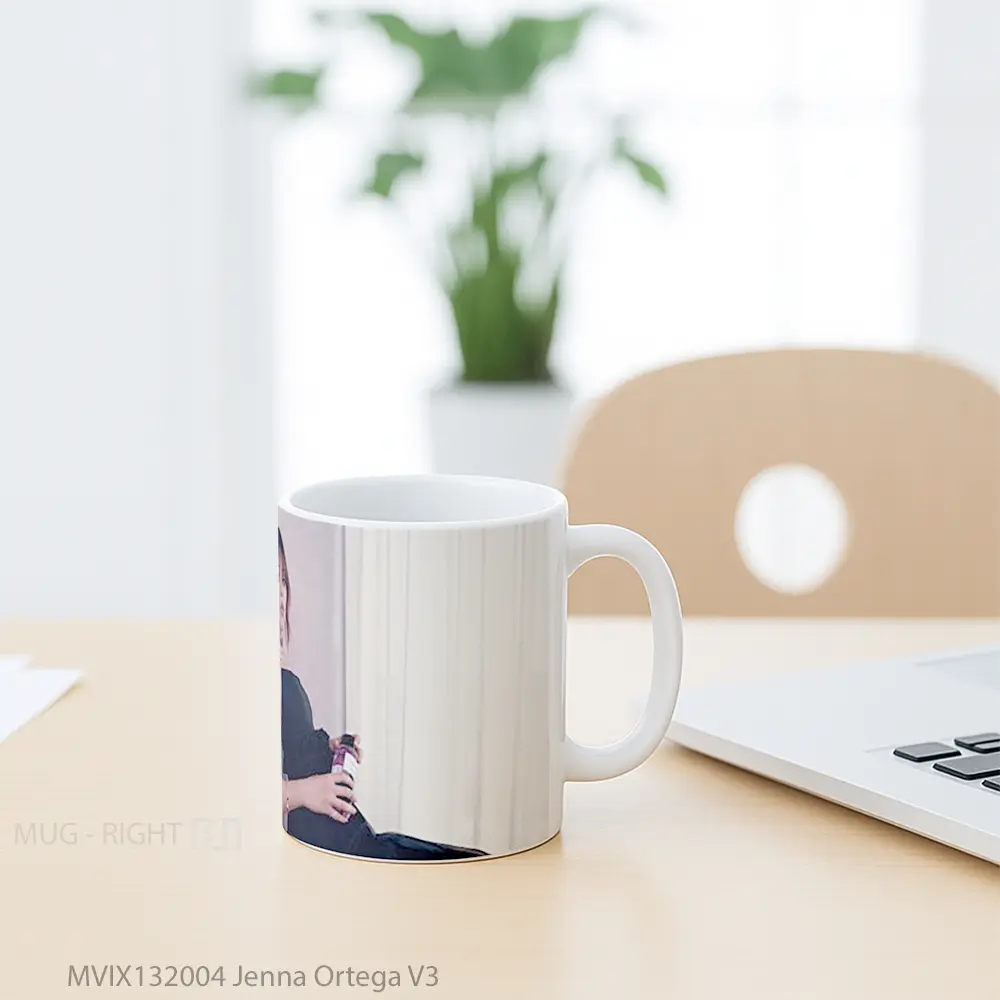 Mug Jenna Ortega V3 Gelas Keramik Unik - All-side / Desain