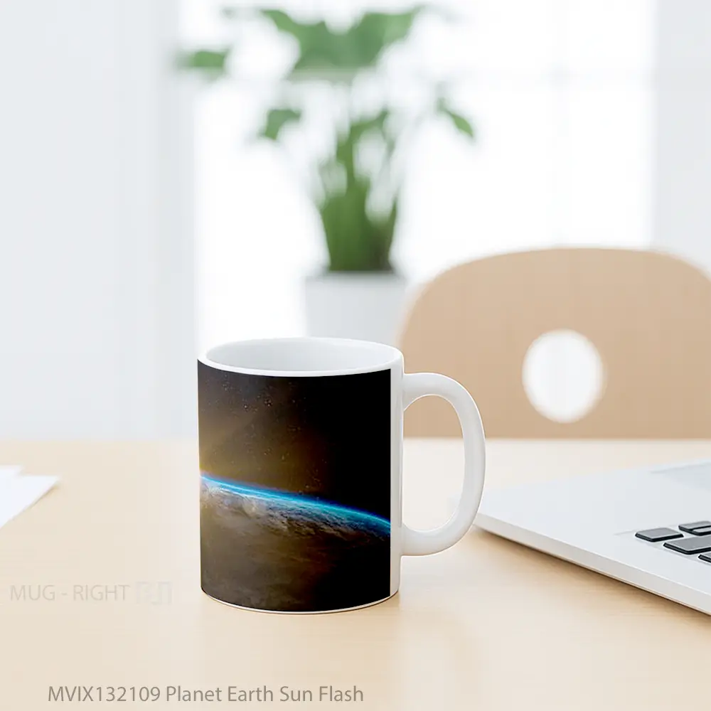 Mug Planet Earth Sun Flash Gelas Superhero - All-side / Desain