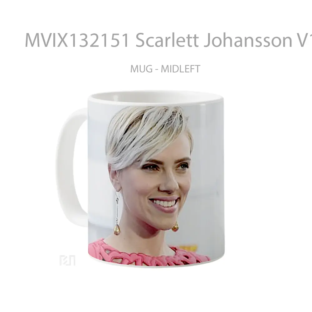 Mug Scarlett Johansson V1 Gelas Selebriti - All-side / Desain