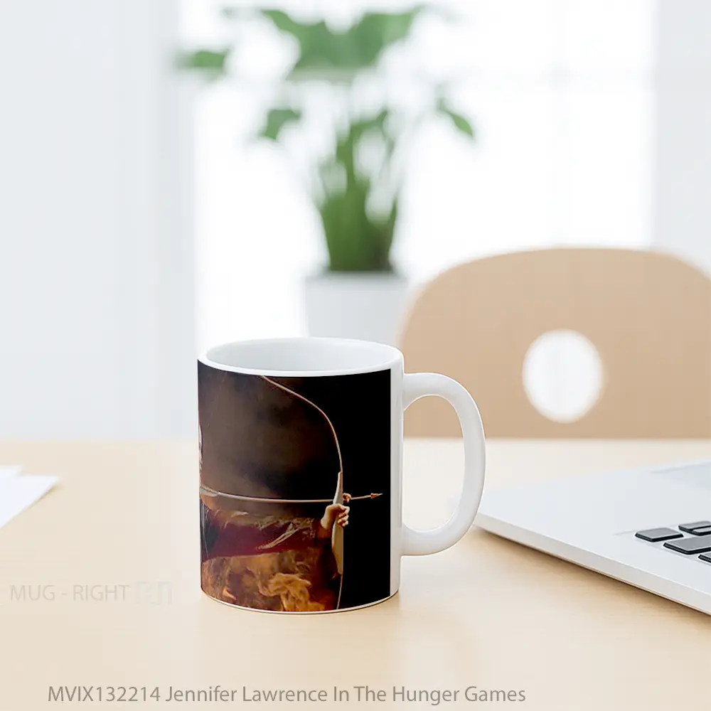 Mug Jennifer Lawrence In The Hunger Games Gelas Keramik Unik - All-side / Desain