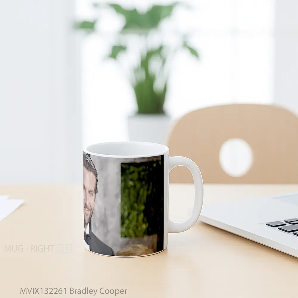 Mug Bradley Cooper Gelas Keramik Unik - All-side / Desain