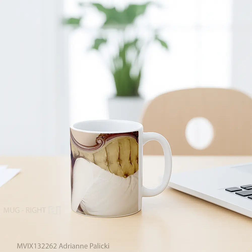 Mug Adrianne Palicki Gelas Keramik Unik - All-side / Desain