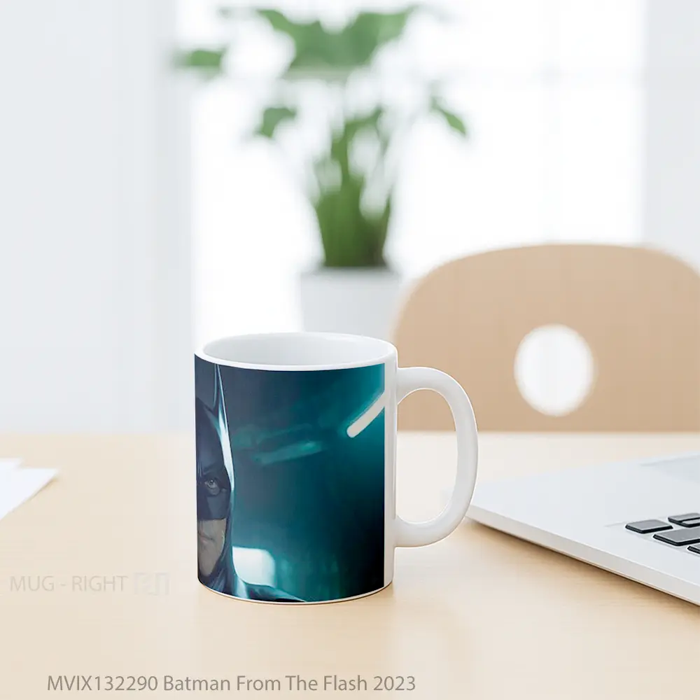 Mug Batman From The Flash 2023 Gelas Superhero - All-side / Desain