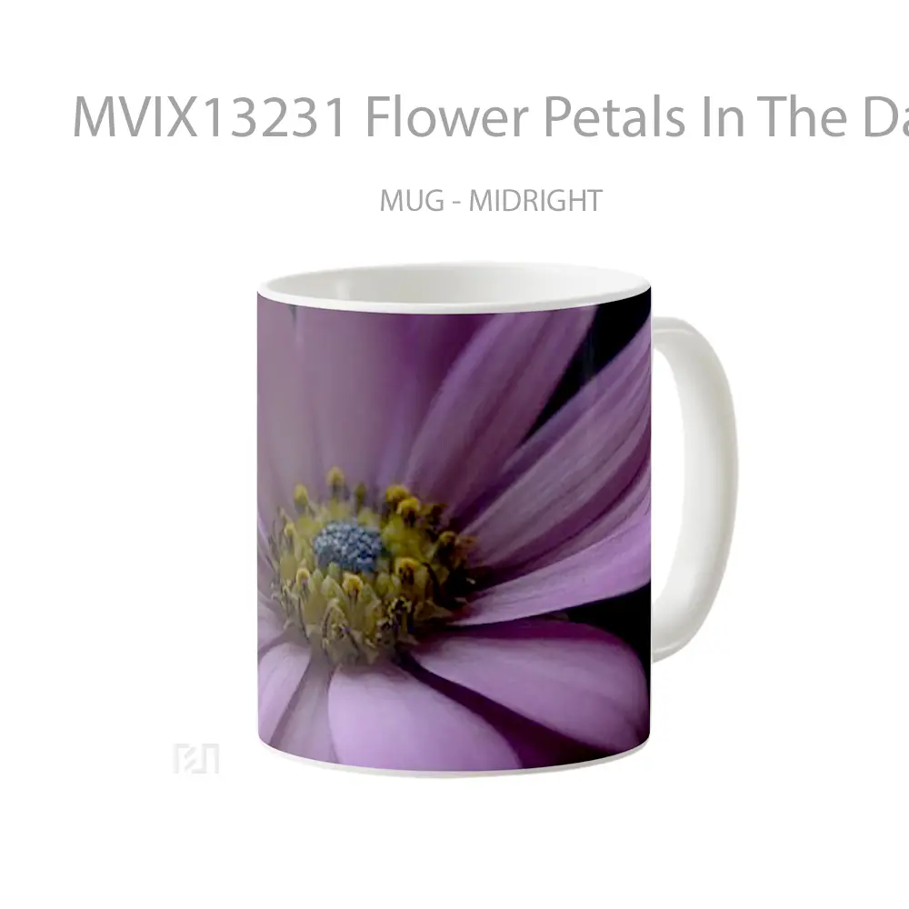 Mug Flower Petals In The Darkness Gelas Pemandangan Alam - All-side / Desain