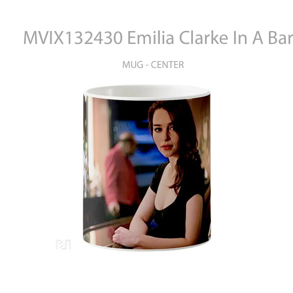Mug Emilia Clarke In A Bar Gelas Keramik Unik