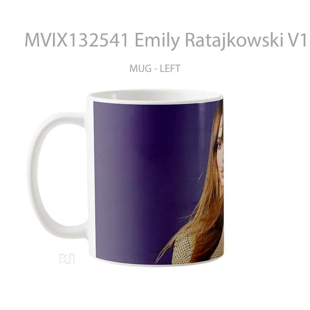 Mug Emily Ratajkowski V1 Gelas Keramik Unik - All-side / Desain
