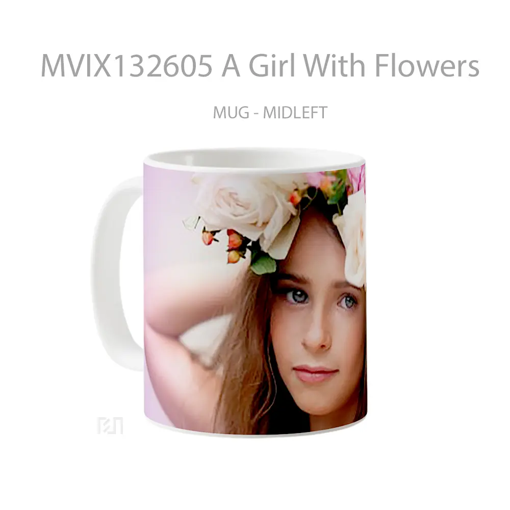 Mug A Girl With Flowers Gelas Pemandangan Alam - All-side / Desain