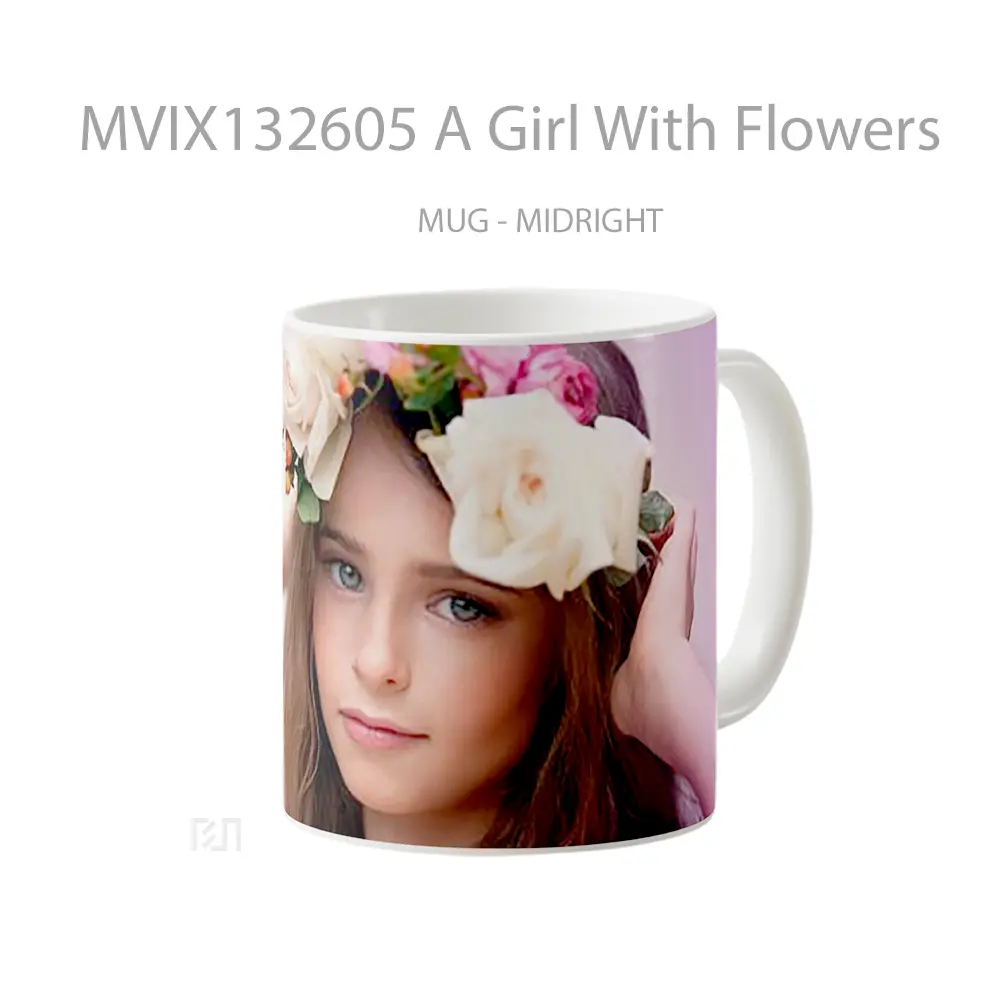 Mug A Girl With Flowers Gelas Pemandangan Alam - All-side / Desain