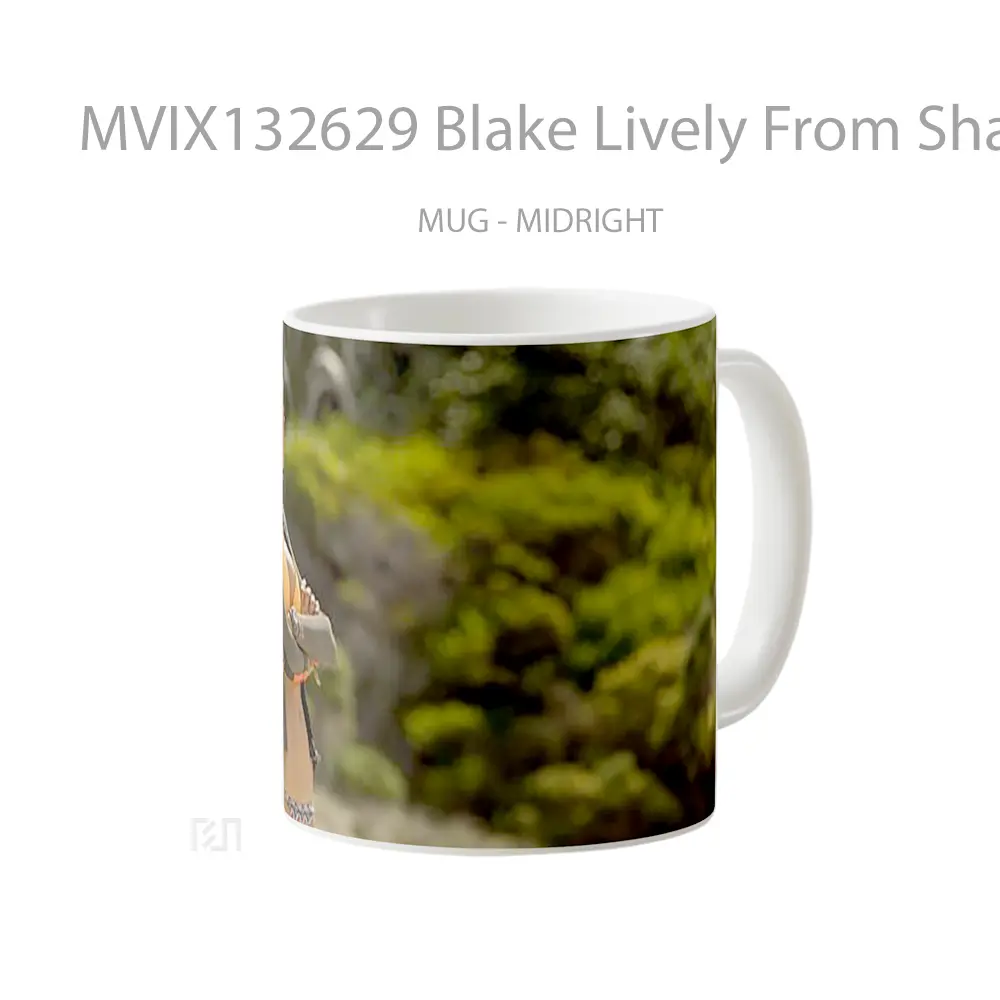 Mug Blake Lively From Shallows Movie V2 Gelas Keramik Unik - All-side / Desain
