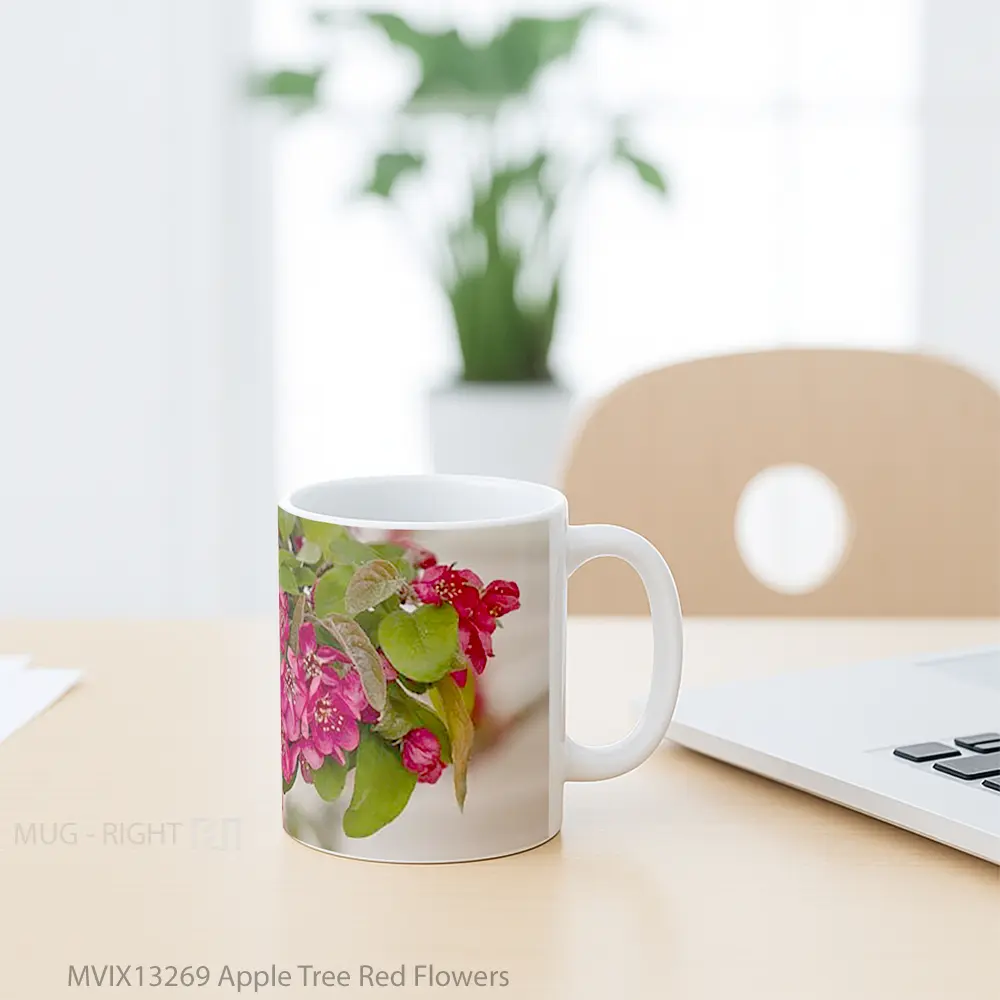 Mug Apple Tree Red Flowers Gelas Pemandangan Alam - All-side / Desain